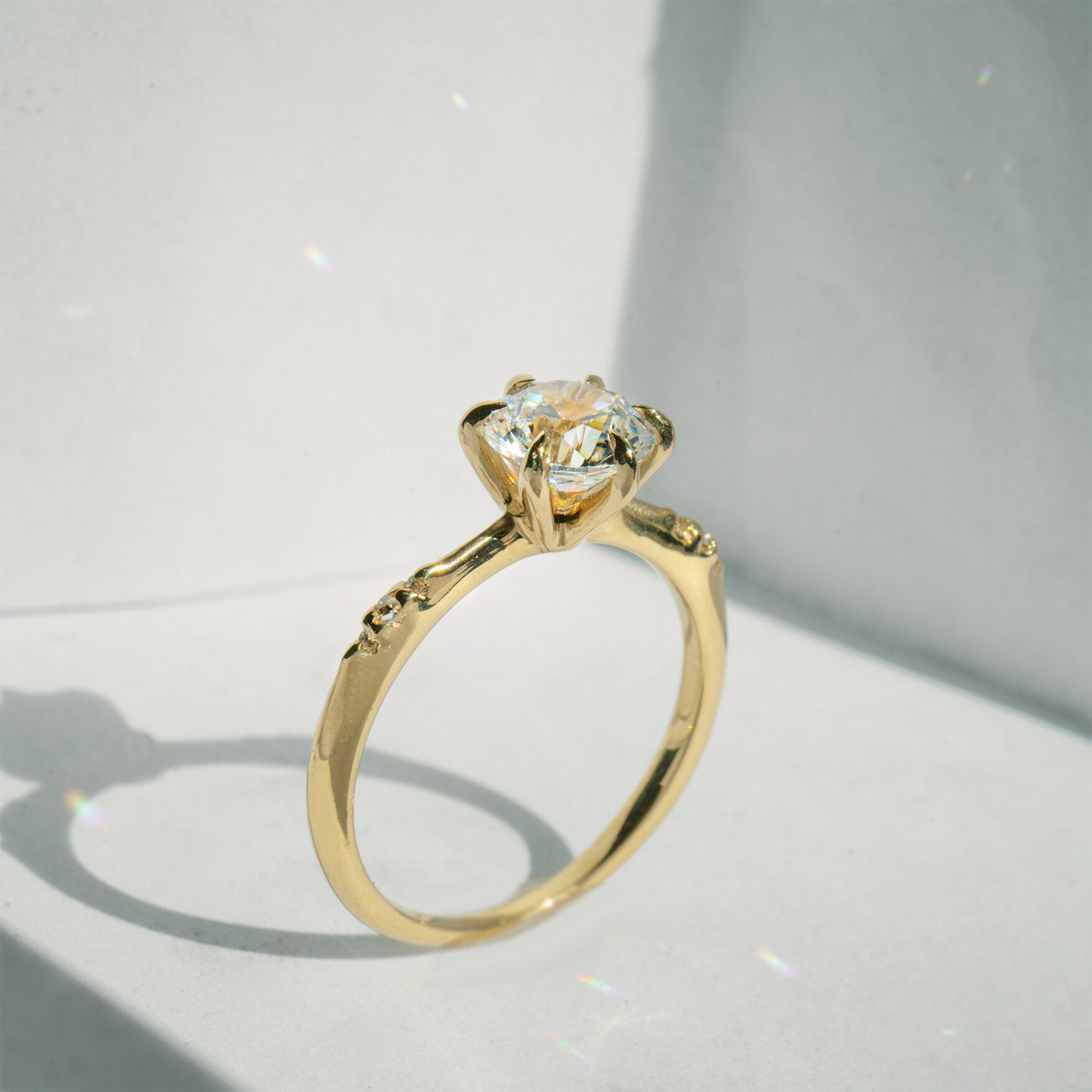 Brilliant Ilona Ring - Laurie Fleming Jewellery