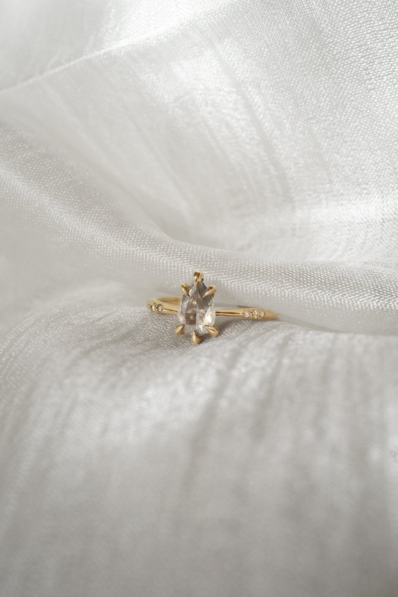 1ct Grey Pear Ilona Ring - Laurie Fleming Jewellery