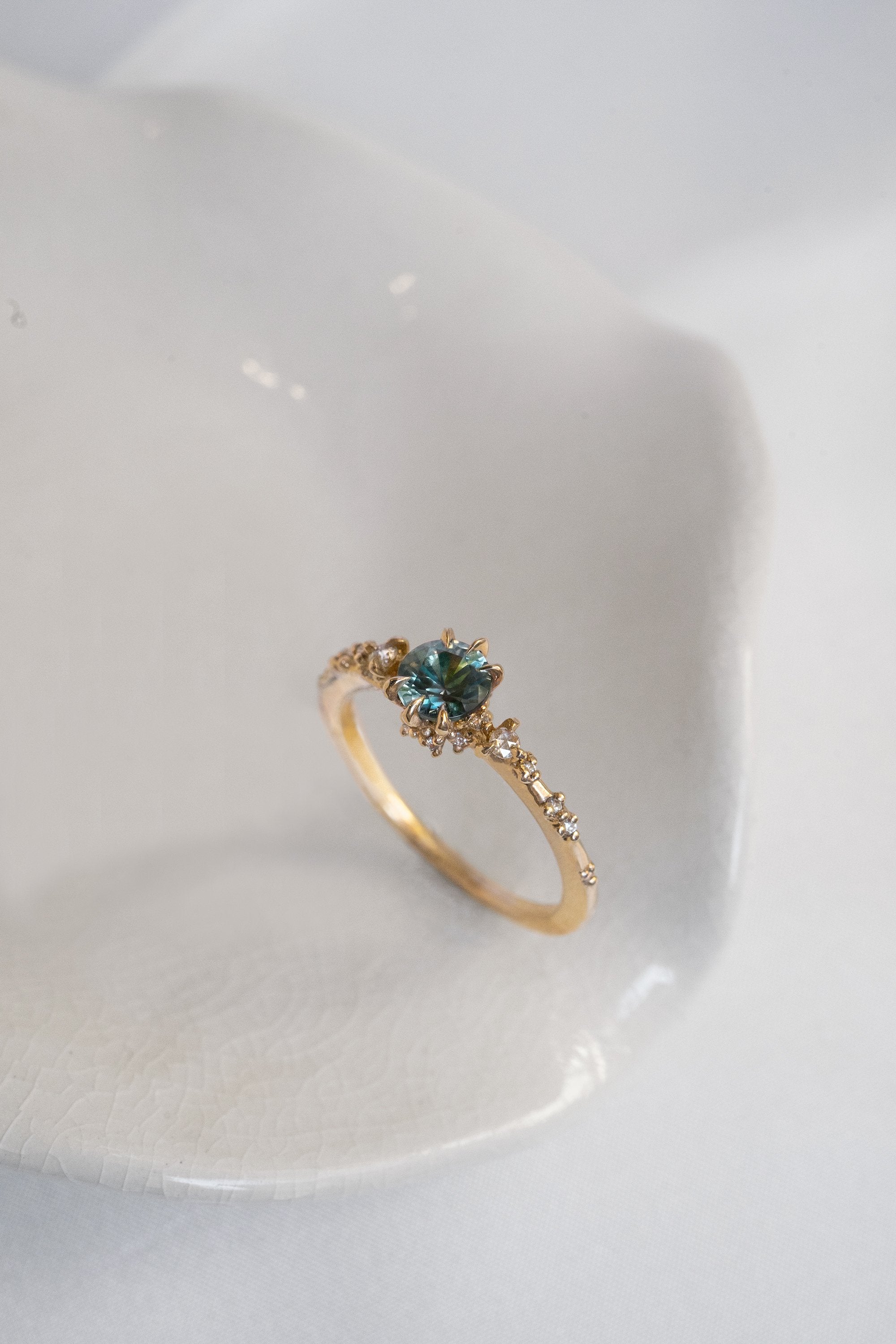 Teal Sapphire Nereid Ring - Laurie Fleming Jewellery