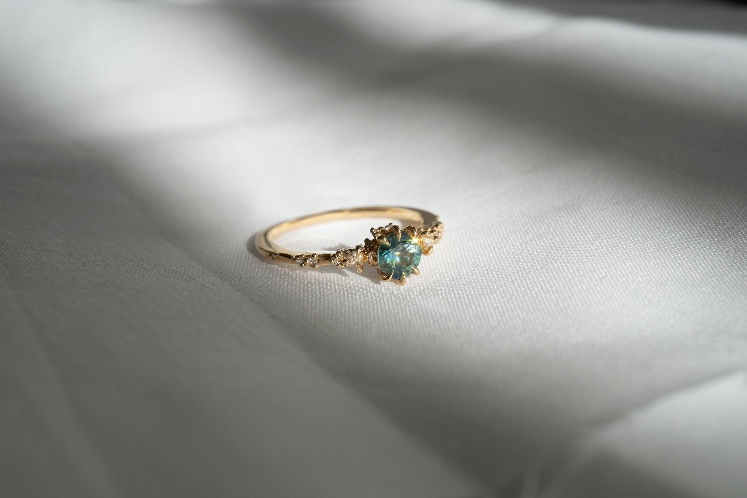 Teal Sapphire Nereid Ring - Laurie Fleming Jewellery