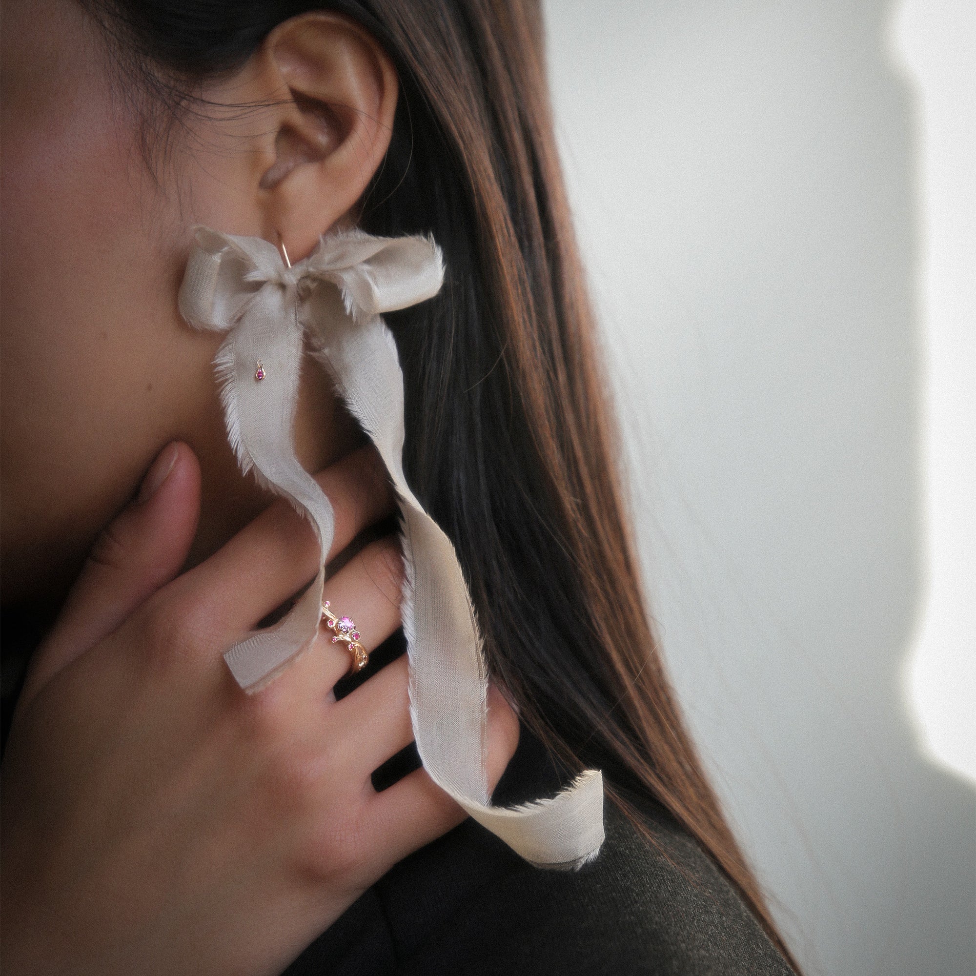 Pricked Bow Earring