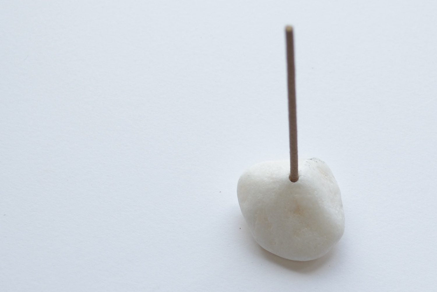 Tokyo Kodo Natural White Stone Incense Holder - Laurie Fleming Jewellery